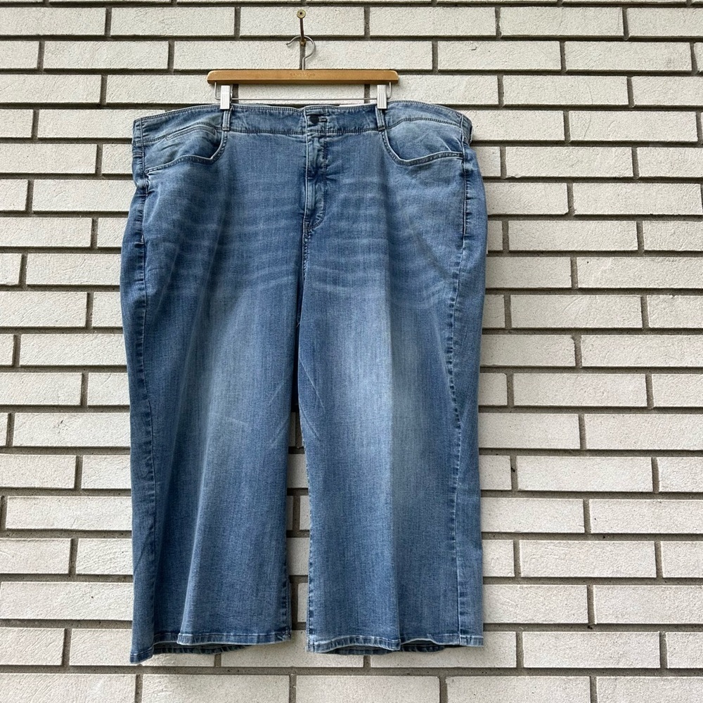 NWT NYDJ Wide Leg Capri Jeans Fantasy Wash Cool Embrace Lift Tuck High Rise Crop